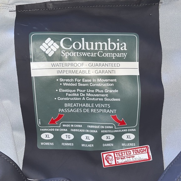 LIKE NEW WOMEN’S COLUMBIA SPORTSWEAR COMPANY WATERPROOF RAINCOAT SIZE XL - Picture 8 of 10
